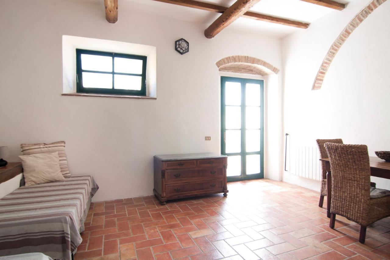 Agriturismo Terenzana Aparthotel Riparbella Exterior foto